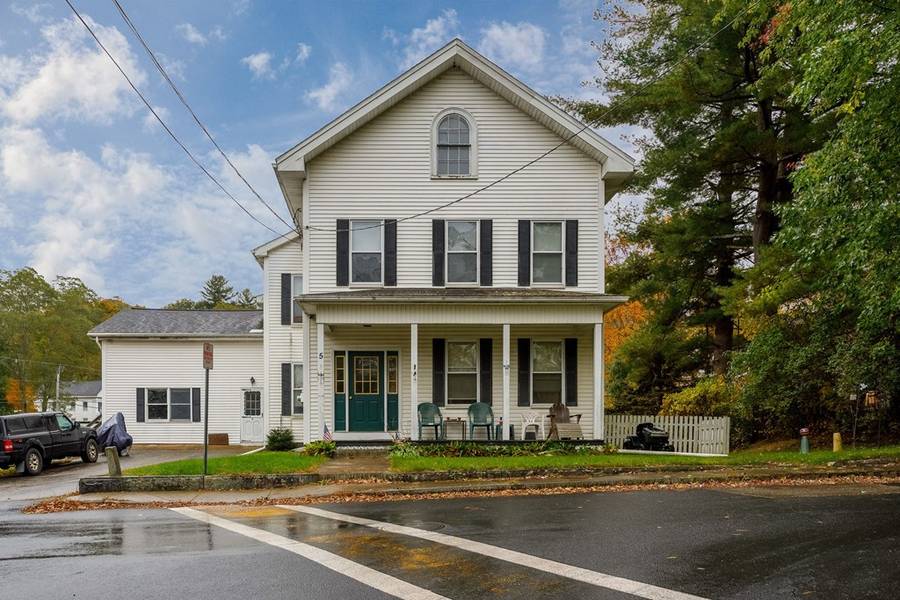 5 Comins Pond Road, Warren, MA 01083