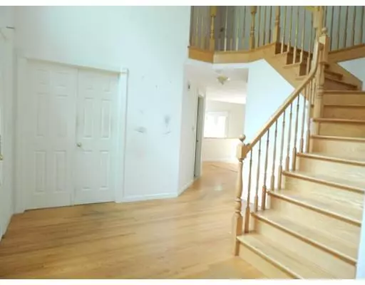 Pelham, MA 01002,132 Harkness Rd