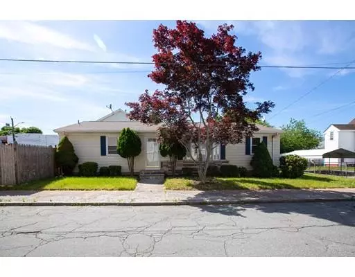 41 Transit St, Cranston, RI 02920