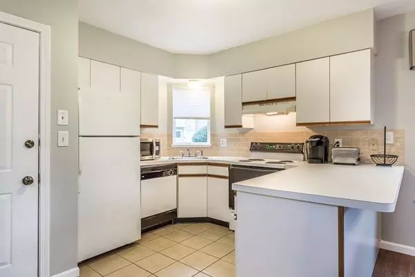 Taunton, MA 02780,750 Whittenton St #713