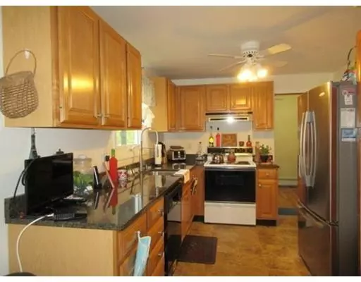 East Providence, RI 02915,11 Garden Dr