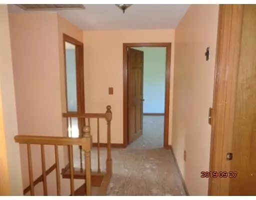 Bellingham, MA 02019,10 Cliff Rd
