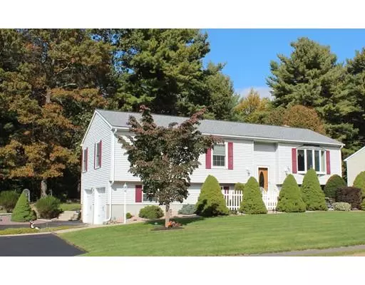 267 Rumonoski Drive, Northbridge, MA 01534