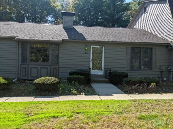 Westfield, MA 01085,419 Southwick Rd #B5