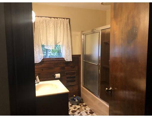 Westport, MA 02790,14 E Drive