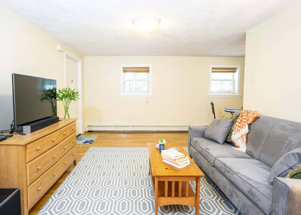 Somerville, MA 02143,81 Summer St #1