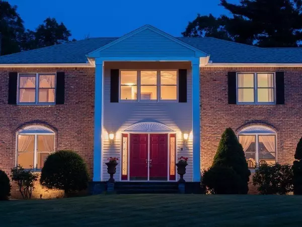 Westfield, MA 01085,36 Cardinal Ln