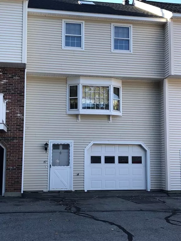 88 Frederick St #47, Dracut, MA 01826