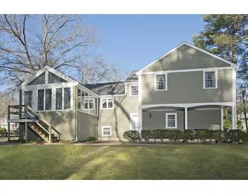 Hingham, MA 02043,25 Longmeadow Road