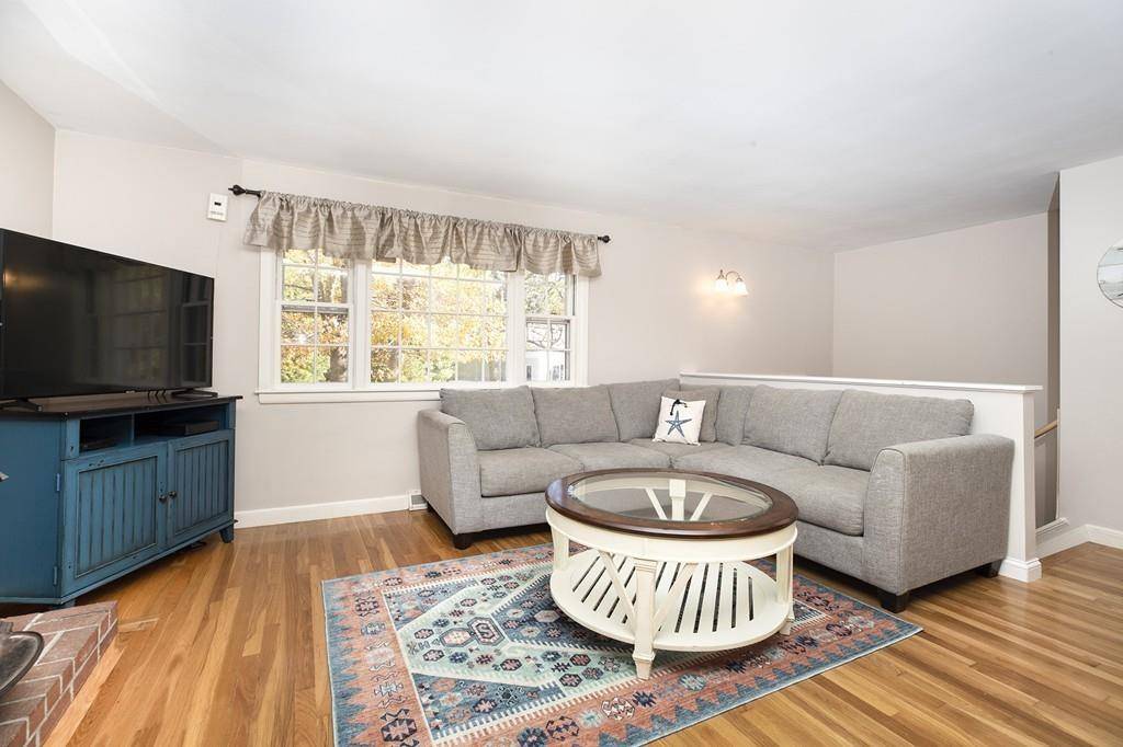 Scituate, MA 02066,347 Country Way