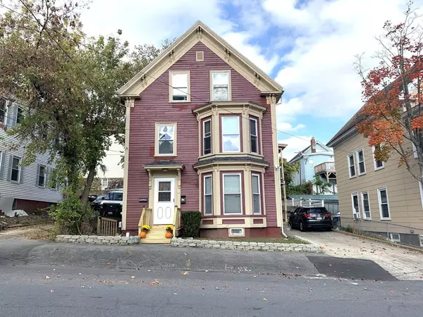 45 Hancock St, Haverhill, MA 01832