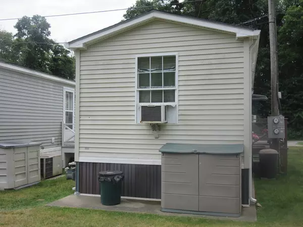 1044 Phillips Rd #26, New Bedford, MA 02740