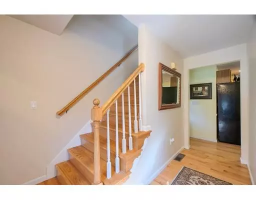 Ayer, MA 01432,48 Mulberry