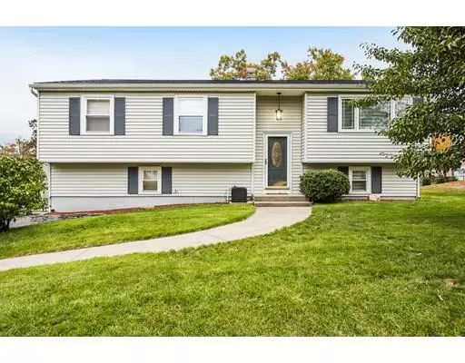 28 Drumlin Rd, Springfield, MA 01108