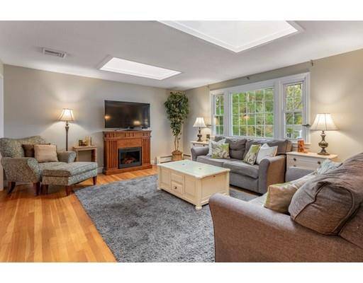 Holliston, MA 01746,4 Goulding St