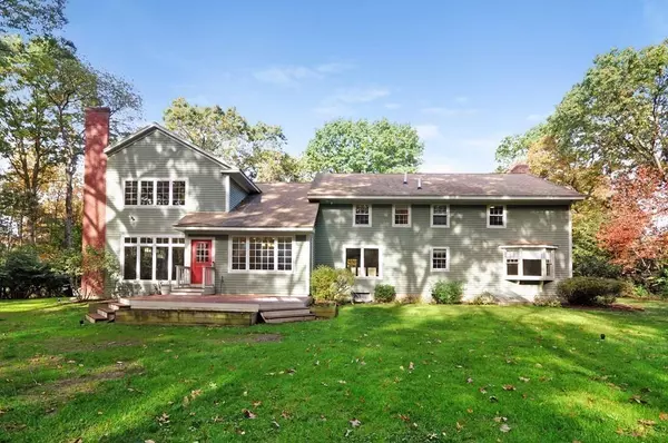 Acton, MA 01720,5 Valley Road