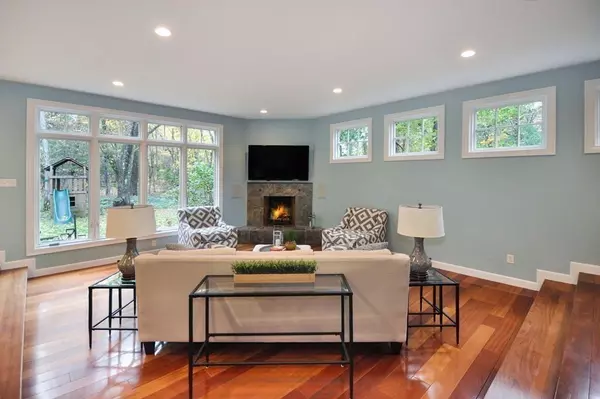 Acton, MA 01720,5 Valley Road