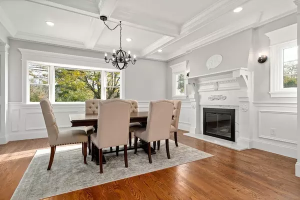 Brookline, MA 02467,612 Newton St