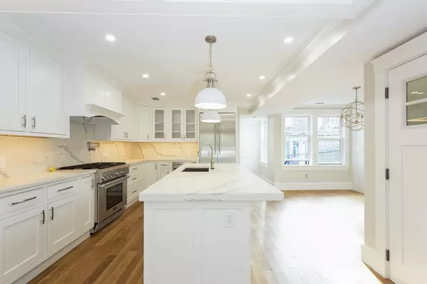 13 Mystic #2, Boston, MA 02129