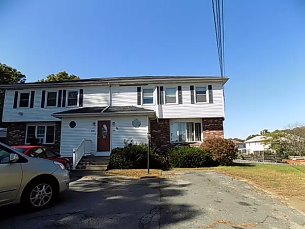 Taunton, MA 02780,15B Poole St #B