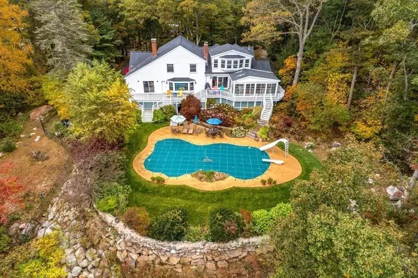 Manchester, MA 01944,9 Hickory Hill Road