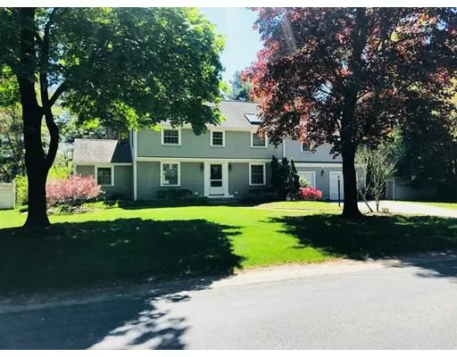 12 Bogle St, Weston, MA 02493