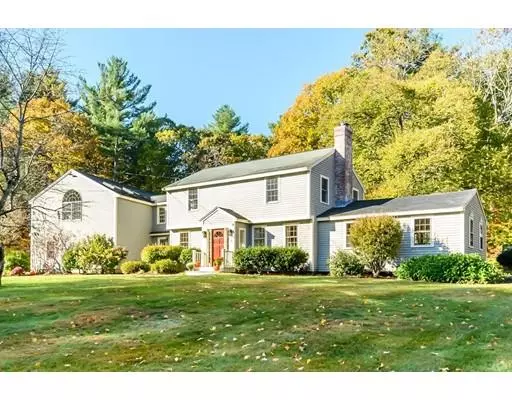 25 Maple Avenue, Boxford, MA 01920