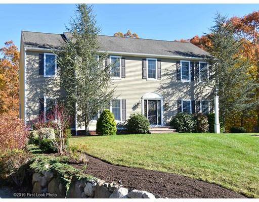 22 Herring Run, Dartmouth, MA 02747