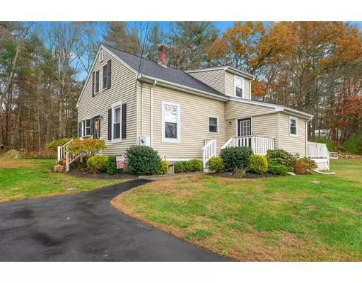 136 Mendon Street, Blackstone, MA 01504