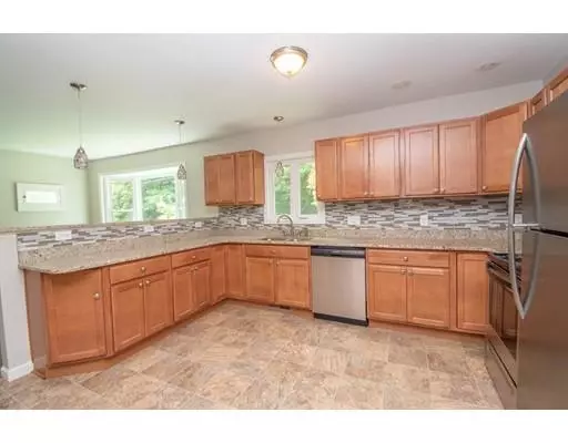 Montgomery, MA 01085,6 Pine Ridge Rd