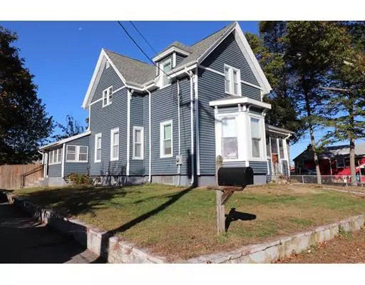 9 Gordon St, Brockton, MA 02301