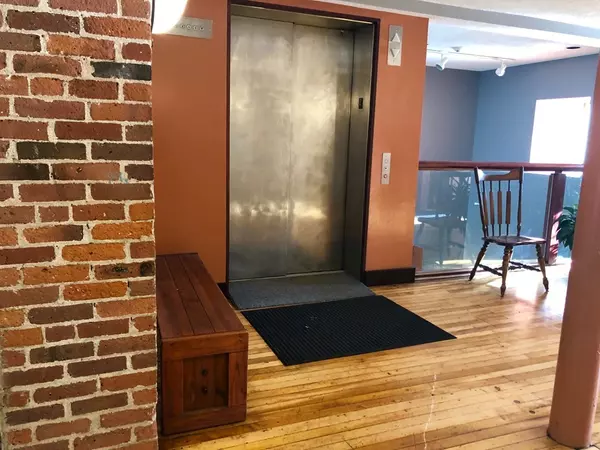 North Providence, RI 02911,494 Woonasquatucket Ave #414