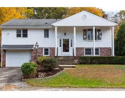 Johnston, RI 02919,5 Ivy Trail Dr