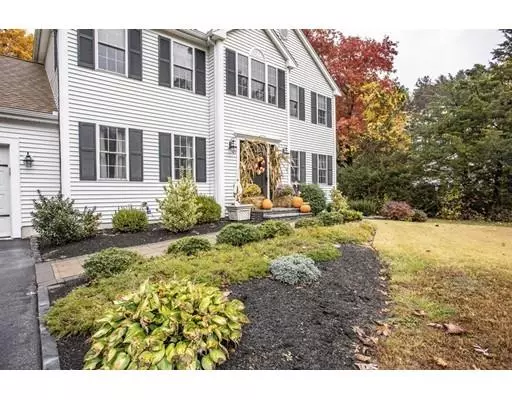 Taunton, MA 02780,32 Field Street