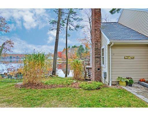 16 Downey St, Hopkinton, MA 01748