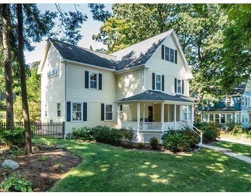 31 Hillcrest Road, Reading, MA 01867