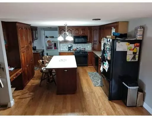 Agawam, MA 01001,23 Mardale Ave