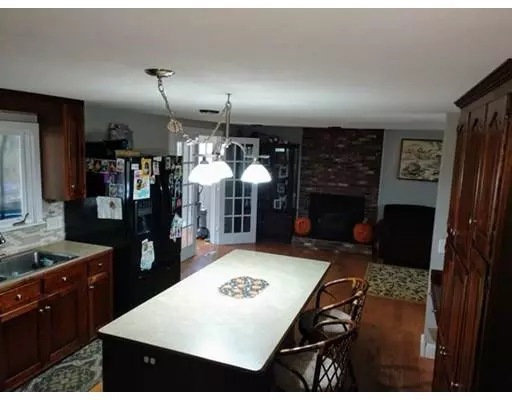 Agawam, MA 01001,23 Mardale Ave