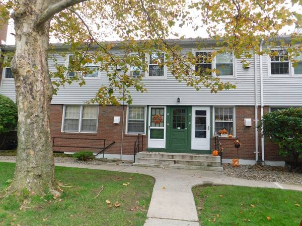 80 Brush Hill Ave #12, West Springfield, MA 01089