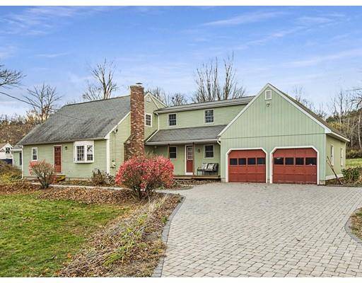 60 Rugg Rd, Sterling, MA 01564