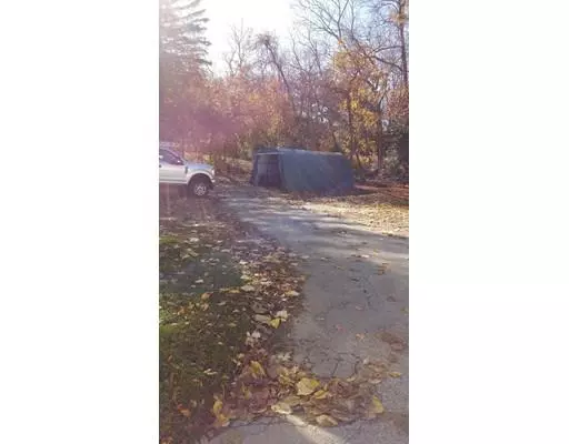 Auburn, MA 01501,19 Chestnut Ave