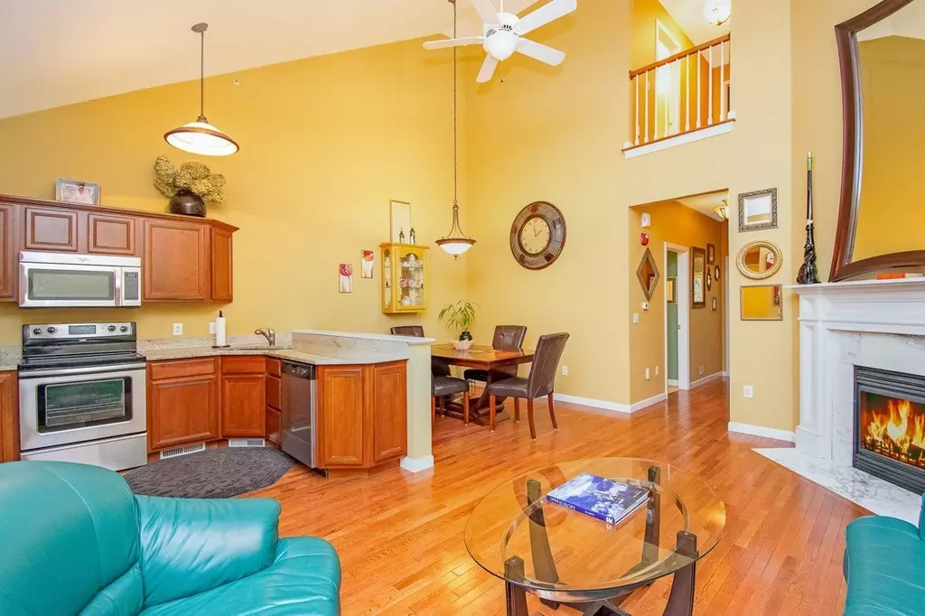 Agawam, MA 01001,173 Brookfield Ln #173