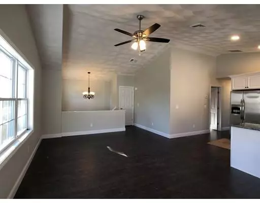 Cumberland, RI 02864,7 Franklin St