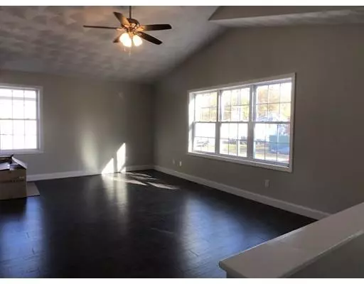 Cumberland, RI 02864,7 Franklin St