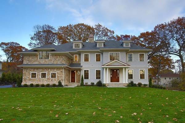 39 Oakmont Lane, Belmont, MA 02478