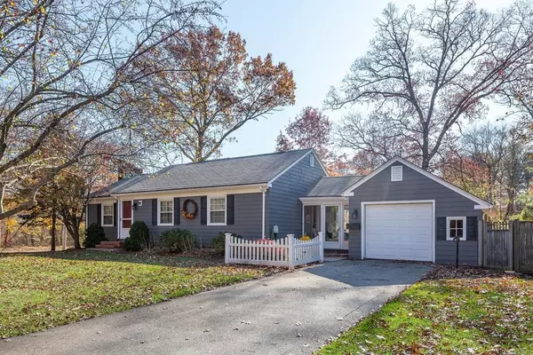 91 Tanager Rd, Attleboro, MA 02703