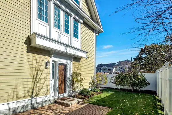 244 California #D, Newton, MA 02458