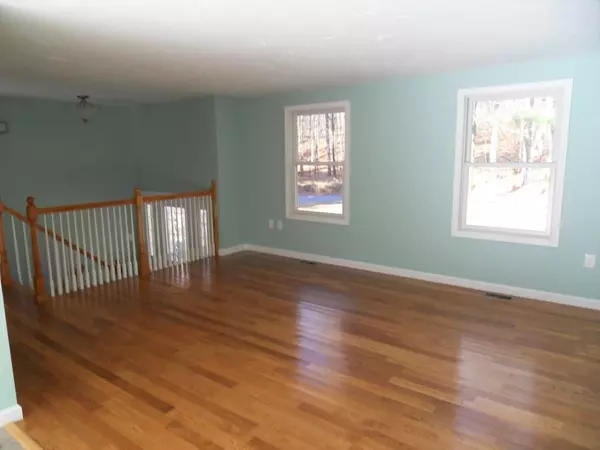 Sturbridge, MA 01566,33 Vinton Rd