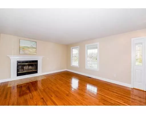 Groton, MA 01450,431 Martins Pond Rd
