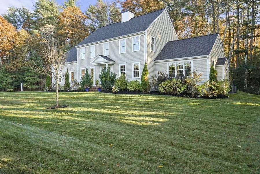 443 West St, Duxbury, MA 02332